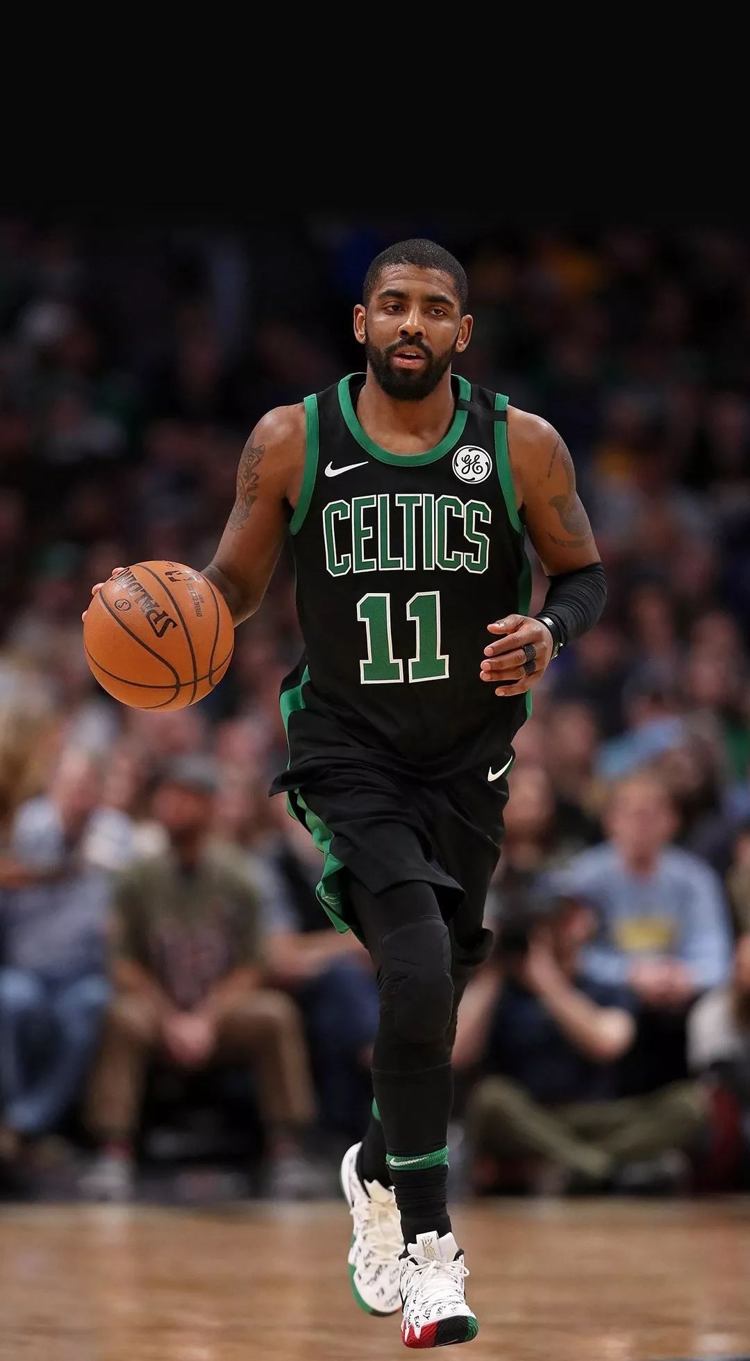 特瓦斯：如果维尼修斯没那么出色，他就不会遭受如此多的攻击（特瓦斯：维尼修斯越出色，遭受的攻击就越多）