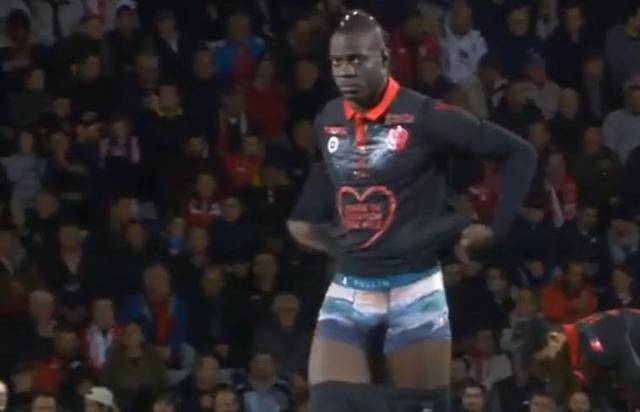 多特欧冠坐拥魔鬼主场 战巴萨或延续不败神话（多特欧冠魔鬼主场加持 对阵巴萨有望续写不败神话）