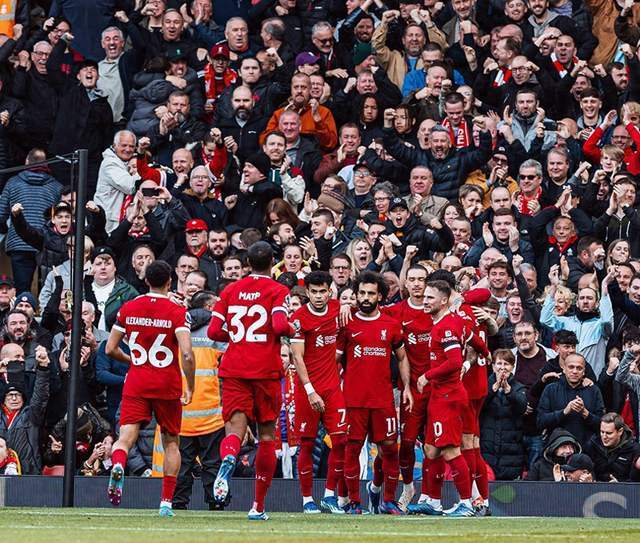 图片报：阿德耶米想在续约合同加解约条款，曼联接触其经纪人（图片报：阿德耶米续约欲附解约条款，曼联已与其经纪人接洽）