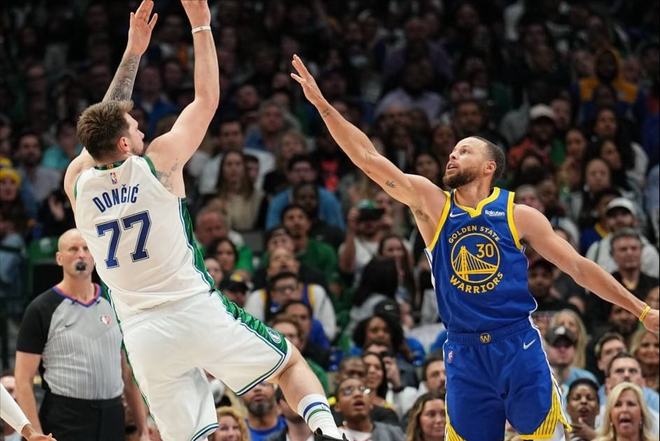 格里芬谈与保罗、小乔丹通话：只是聊天开玩笑，没提保罗那事（格里芬称与保罗、小乔丹通话仅闲聊打趣，未谈及保罗相关话题）