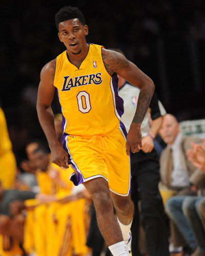 德甲前瞻：多特蒙德联赛主场不败，霍芬海姆进攻火力强劲（德甲前瞻：多特蒙德联赛主场保持不败，霍芬海姆锋线火力凶猛）