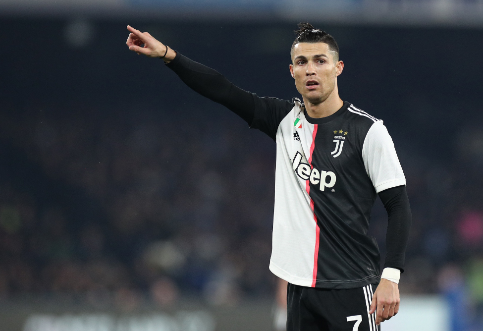 意天空：罗马已就齐尔克泽与曼联谈判，双方每天都在进行对话（意天空：罗马与曼联就齐尔克泽转会磋商，双方保持每日沟通）